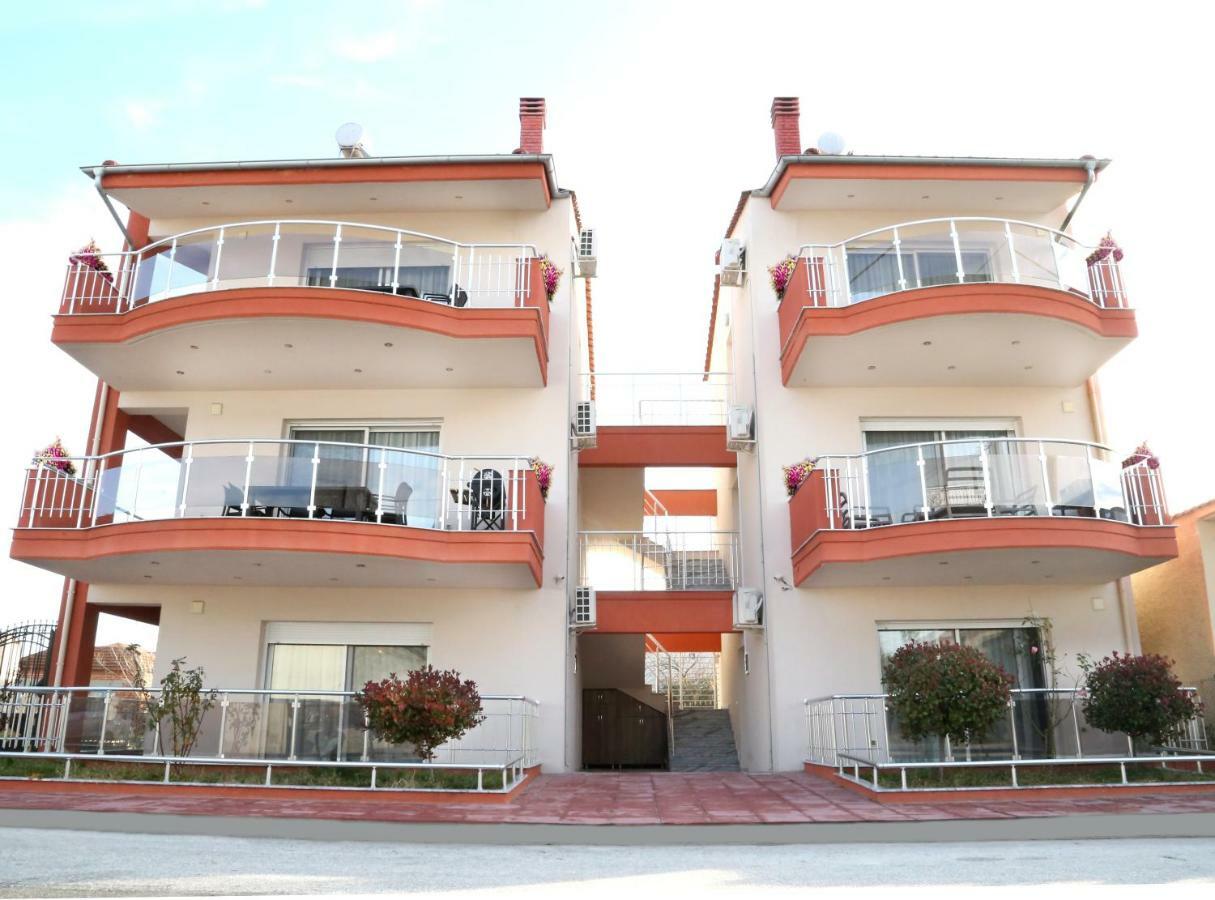 Sinanis Family Apartments Керамоти Экстерьер фото